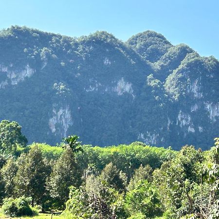 Khaosok Secret Hostel Khao Sok National Park Exterior photo